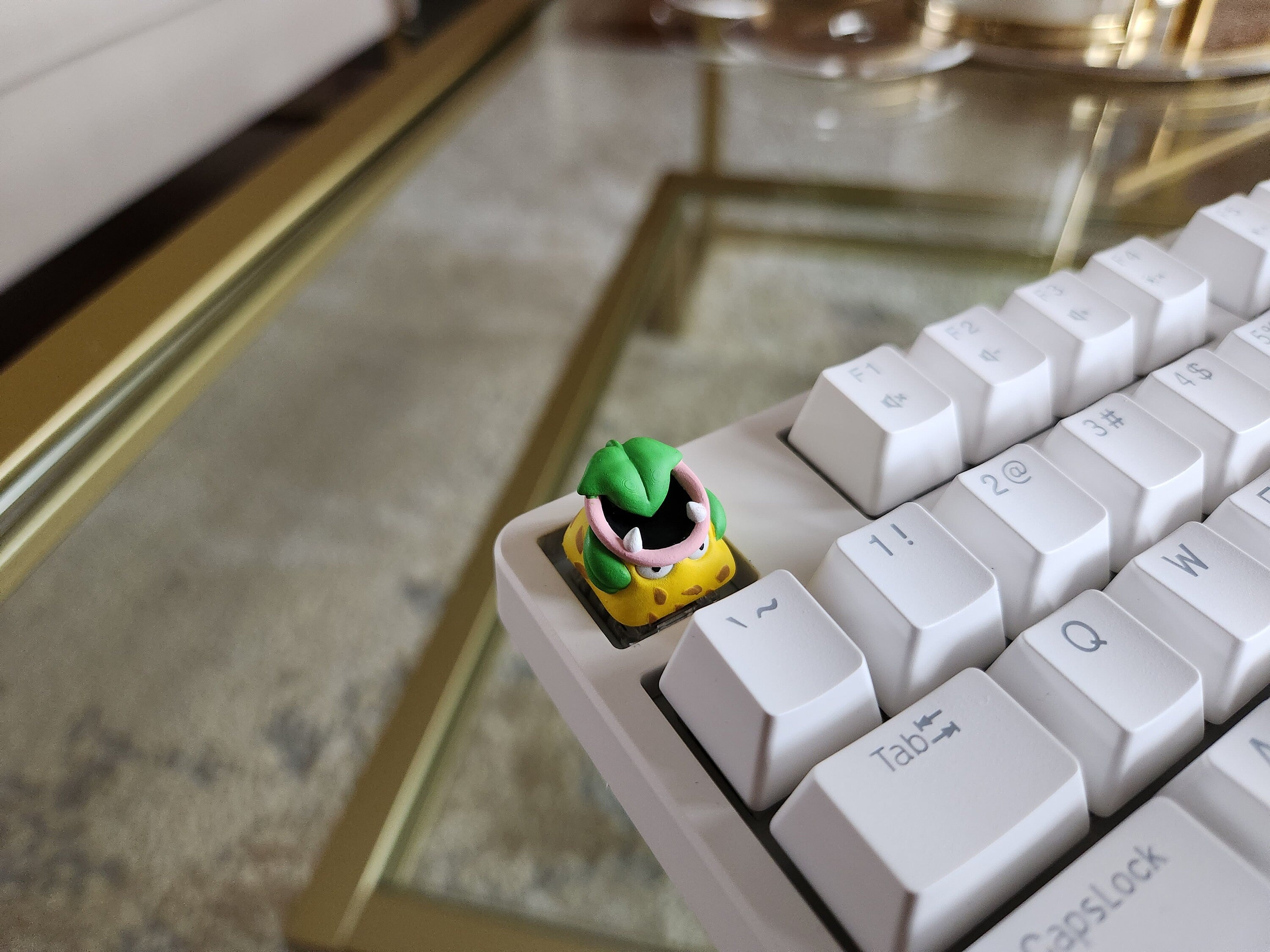 Anime Victreebel Keycap - Hand Painted Cute Keycap Designs, Cherry MX