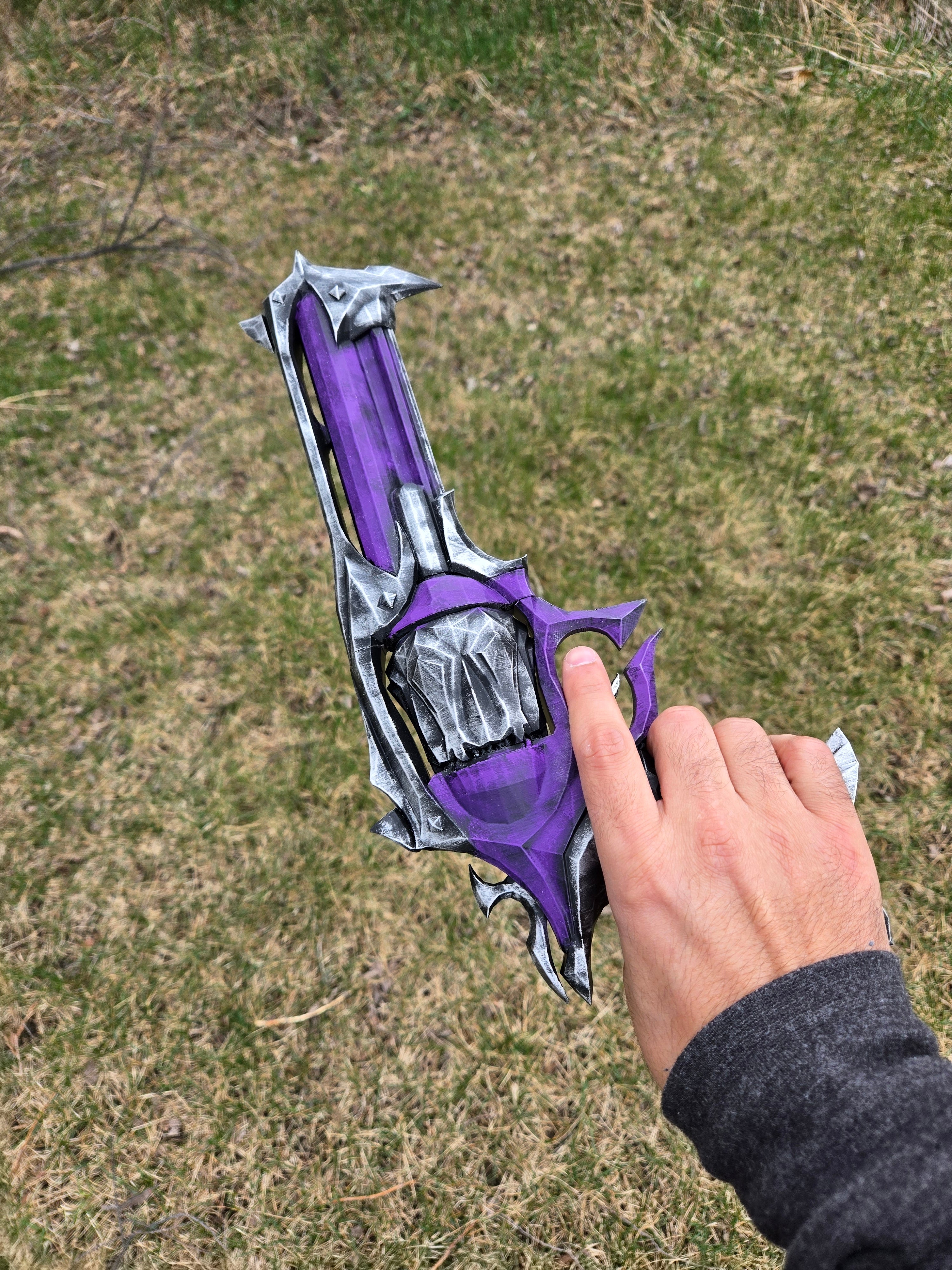 Reaper Sheriff Cosplay Prop – Hand Painted 1:1 Scale Valorant Replica | Premium 3D Printed Display Piece