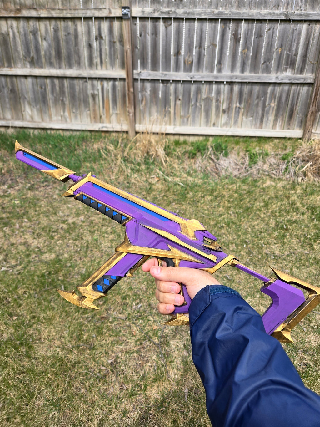 Kuronami Spectre Cosplay Prop – Hand Painted 1:1 Scale Valorant Replica | Premium 3D Printed Display Piece (Copy)