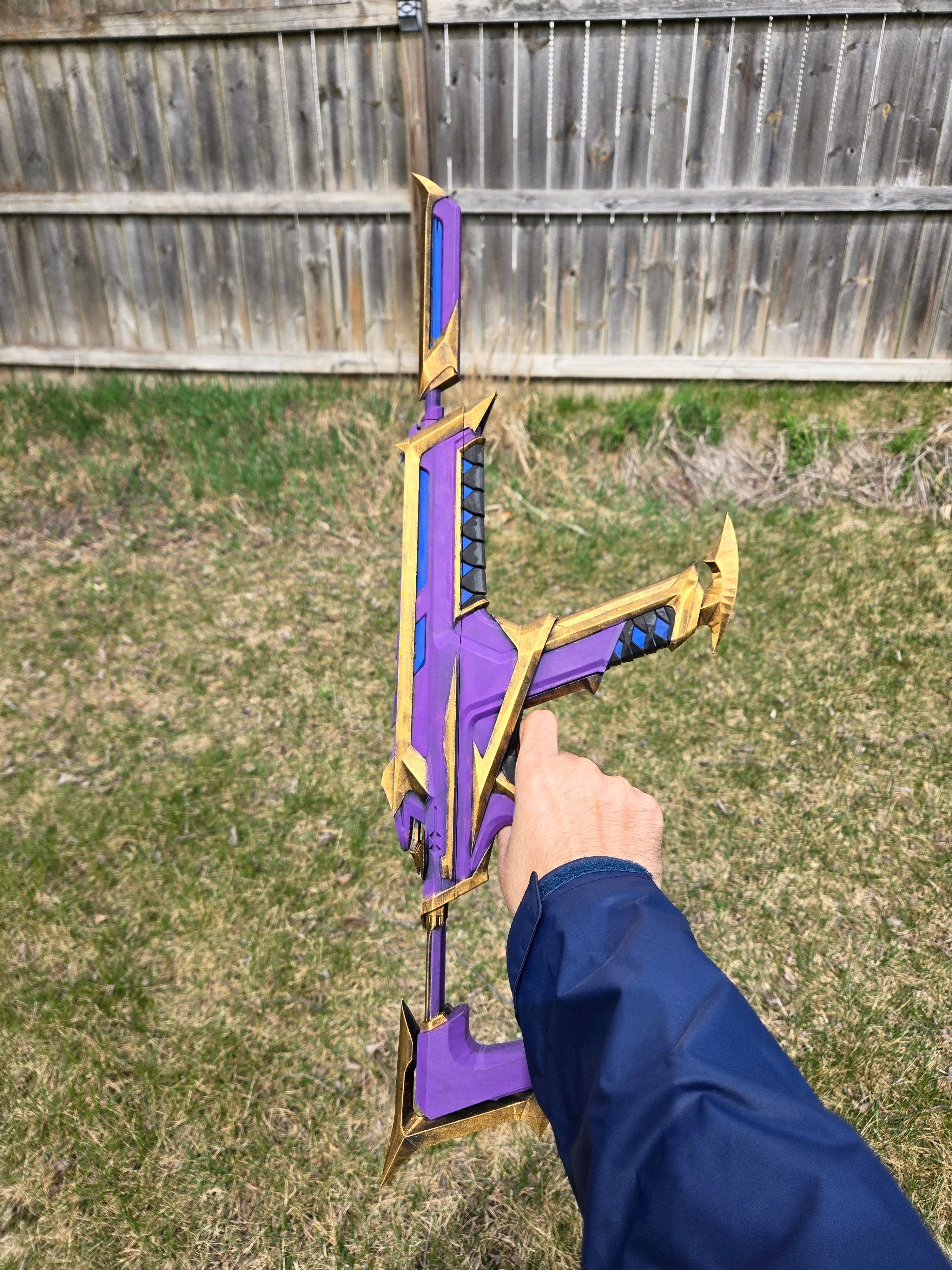 Kuronami Spectre Cosplay Prop – Hand Painted 1:1 Scale Valorant Replica | Premium 3D Printed Display Piece (Copy)