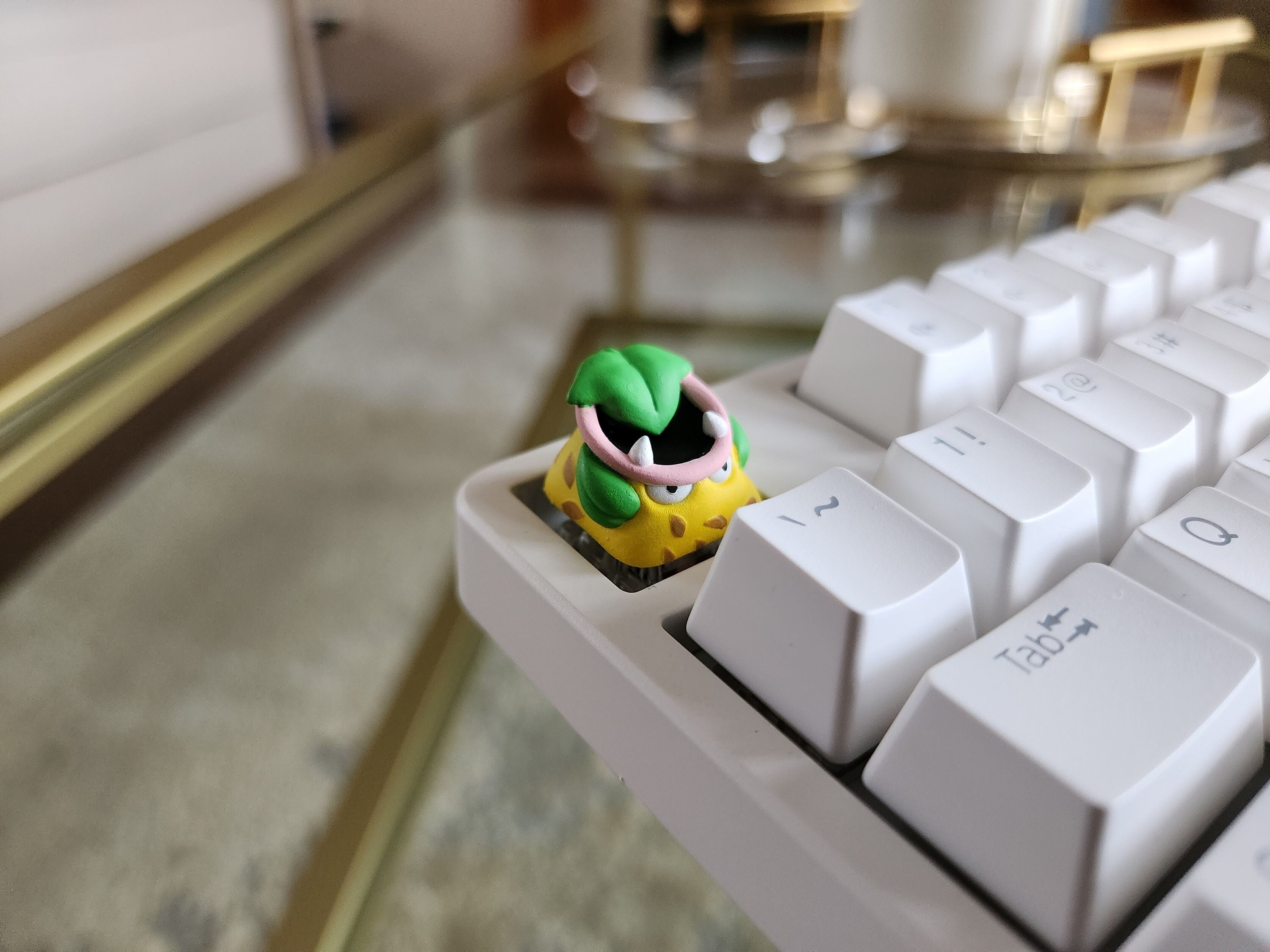 Anime Victreebel Keycap - Hand Painted Cute Keycap Designs, Cherry MX