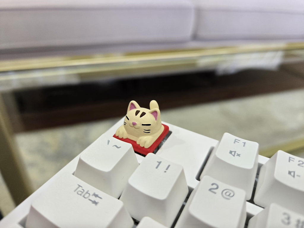 Cute Cat Keycap - Hand Painted Cute Keycap Designs, Cherry MX
