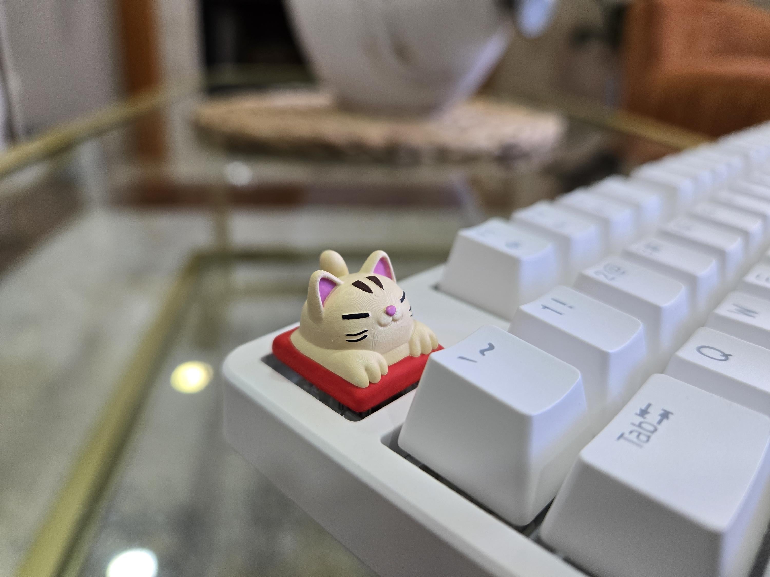 Cute Cat Keycap - Hand Painted Cute Keycap Designs, Cherry MX