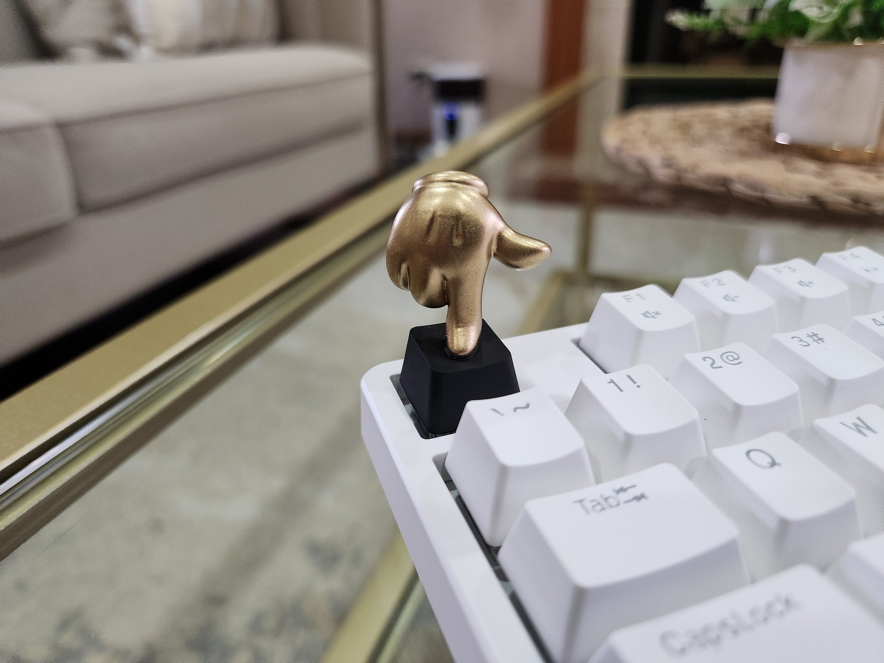 Golden Glove Finger Keycap - Hand Painted Cute Keycap Designs, Cherry MX