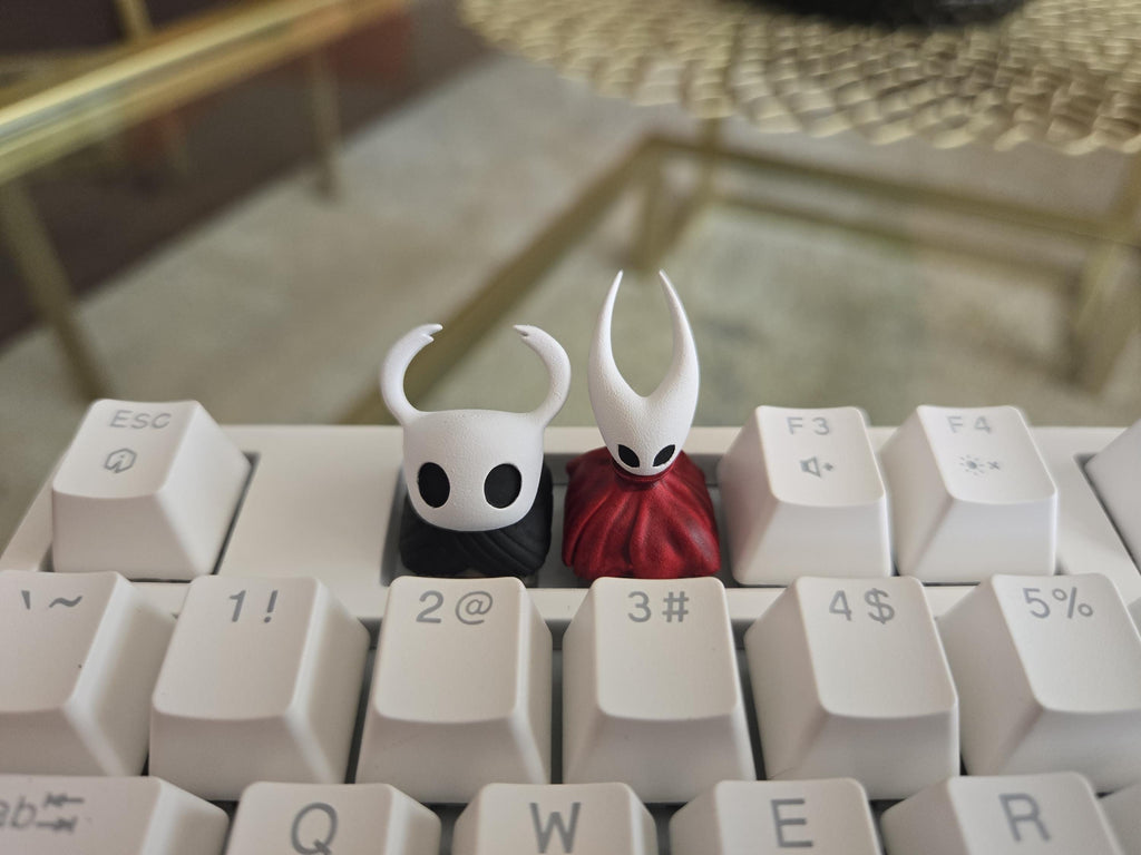 Hollow Knight Keycaps - Hand Painted Knight & Hornet, Cute Keycap Designs, Cherry MX
