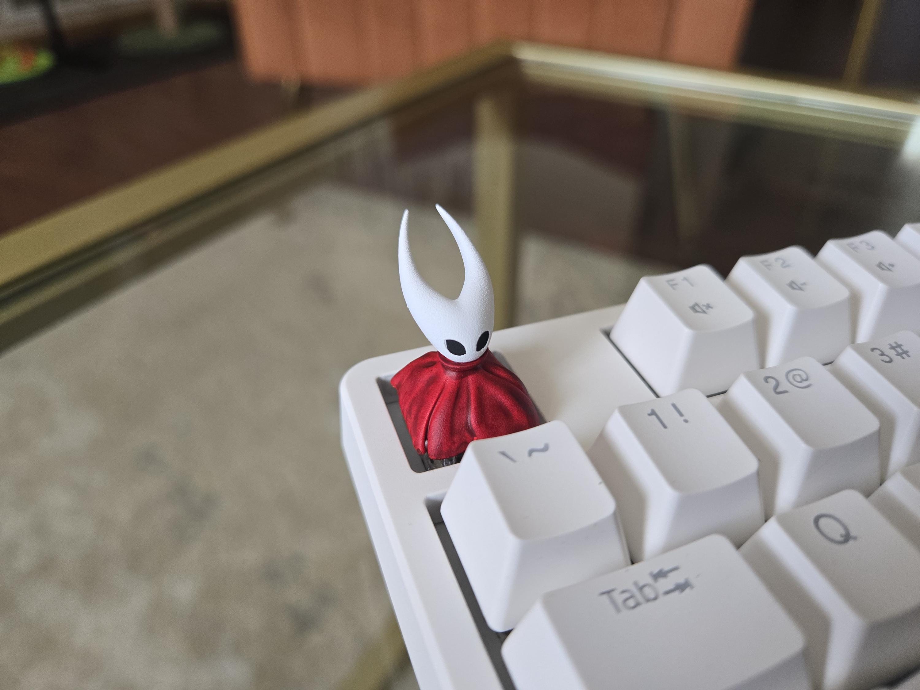 Hollow Knight Keycaps - Hand Painted Knight & Hornet, Cute Keycap Designs, Cherry MX