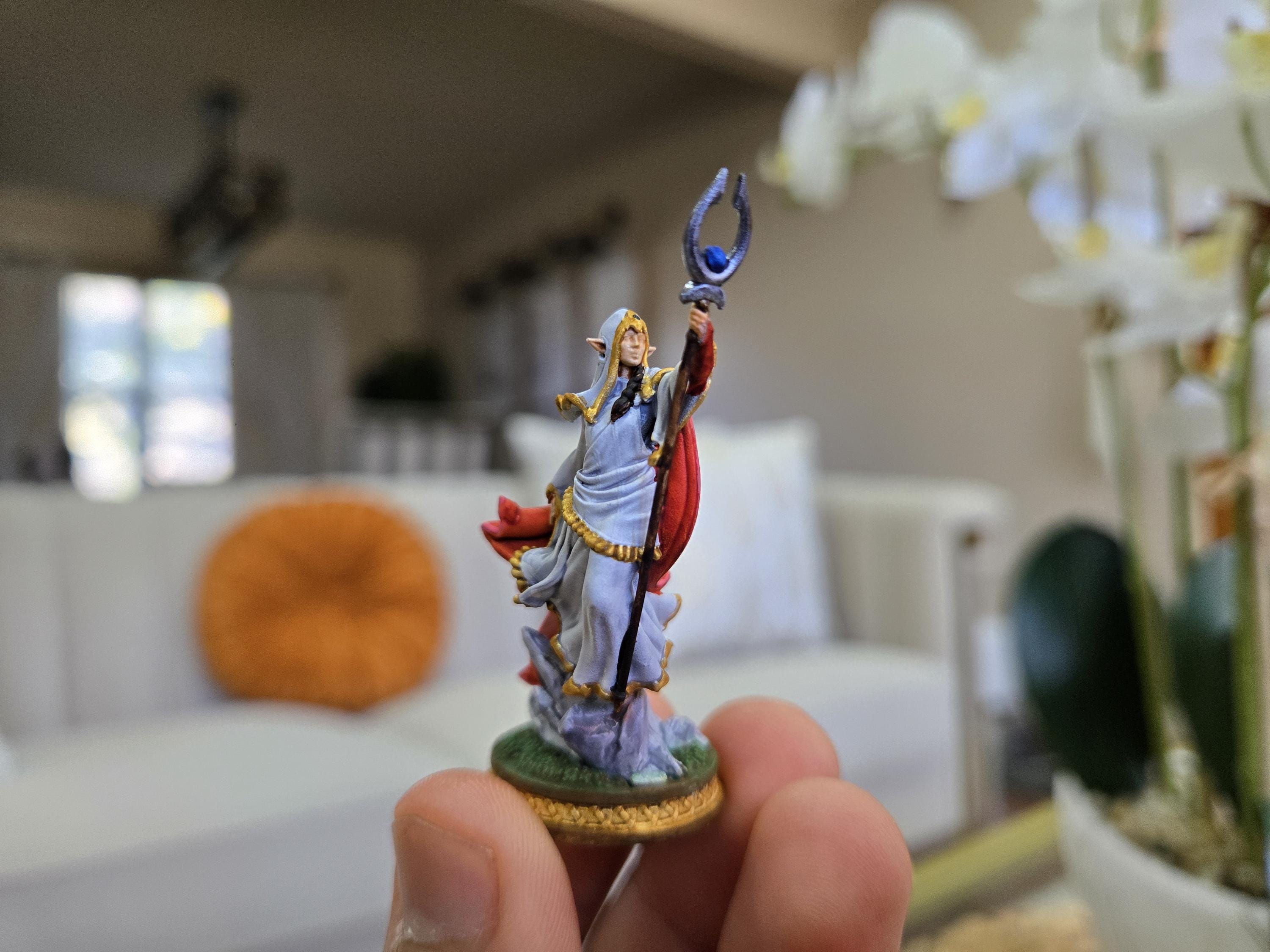 Iris the Luminary - D&D 5e Character by Witchguild Minis, Digital Character Sheet Included