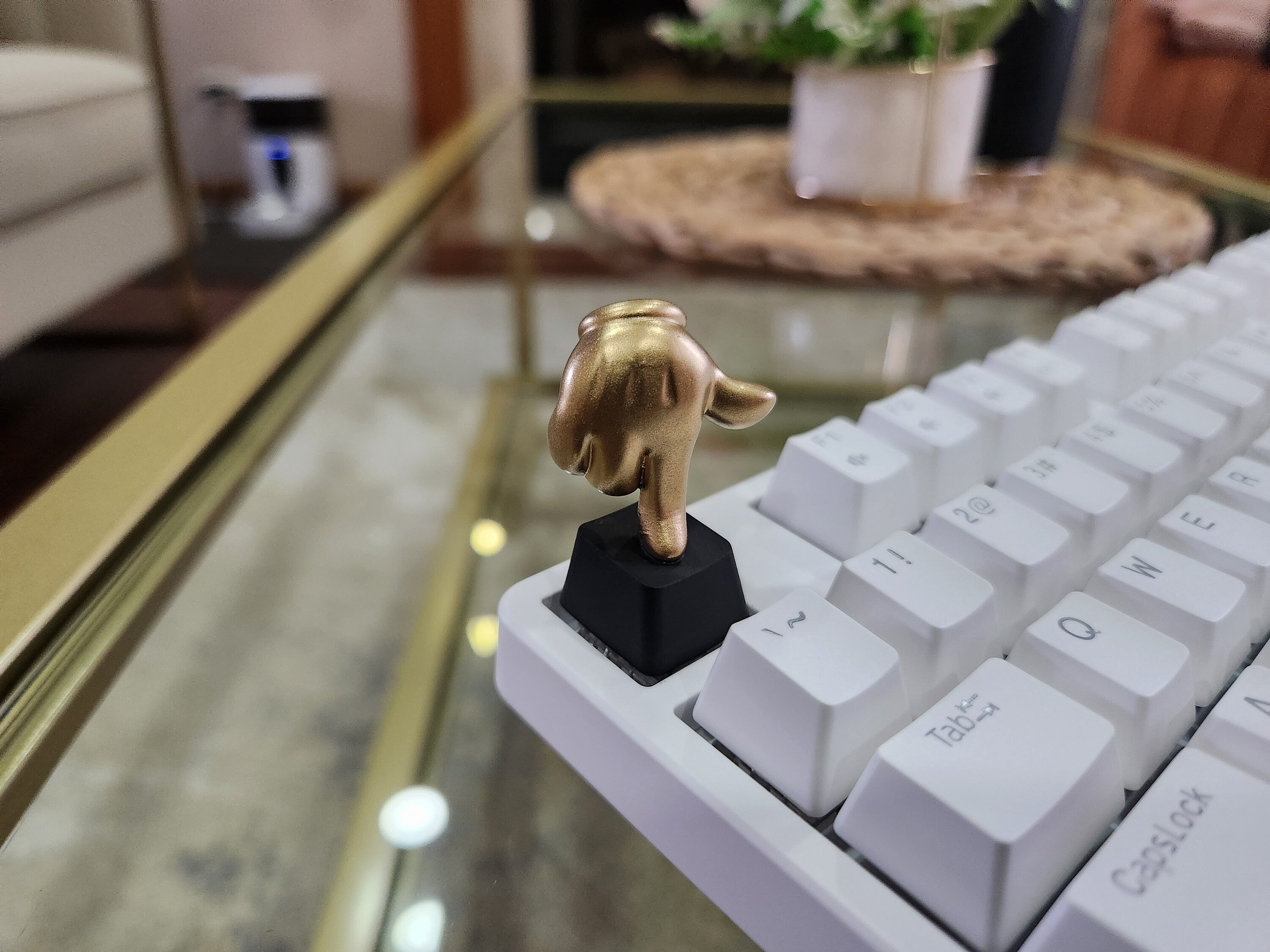 Golden Glove Finger Keycap - Hand Painted Cute Keycap Designs, Cherry MX